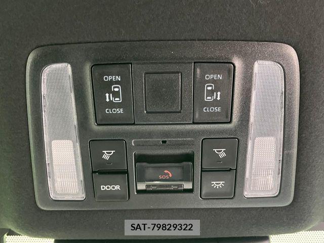 Toyota VOXY 2022-12 8797885-6