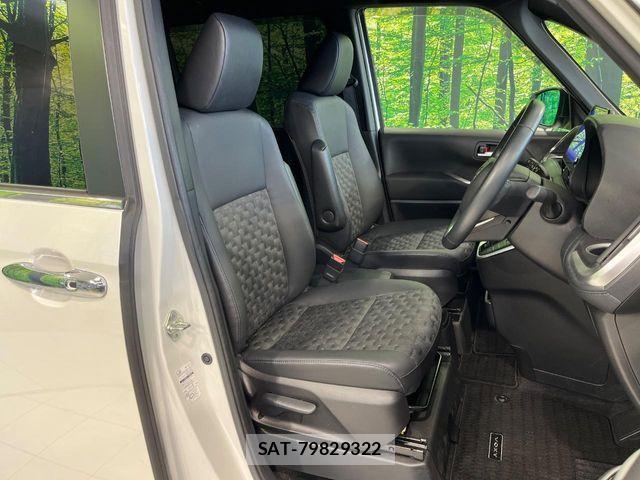 Toyota VOXY 2022-12 8797885-7