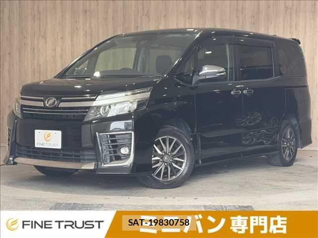 Toyota VOXY 2017-02 8797898-0