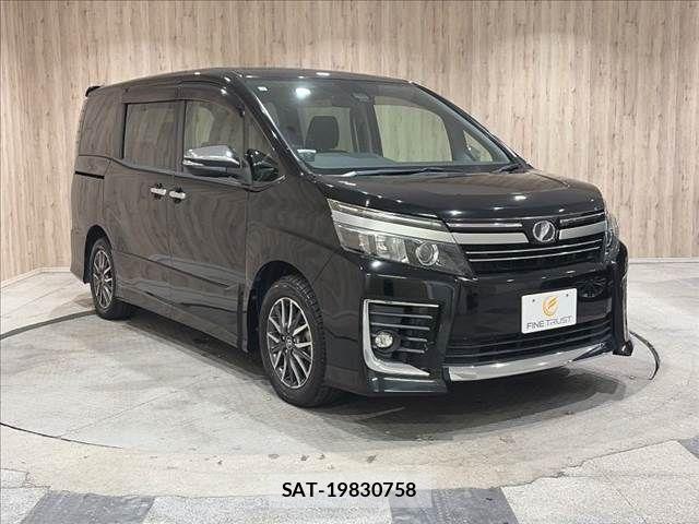 Toyota VOXY 2017-02 8797898-16