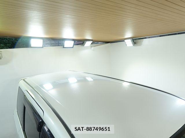 Toyota VOXY 2013-10 8797902-12