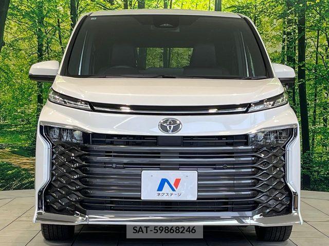 Toyota VOXY 2025-04 8797884-14