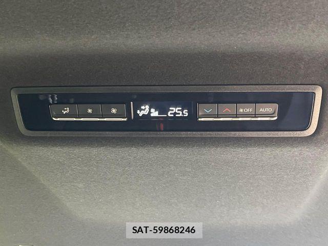 Toyota VOXY 2025-04 8797884-6