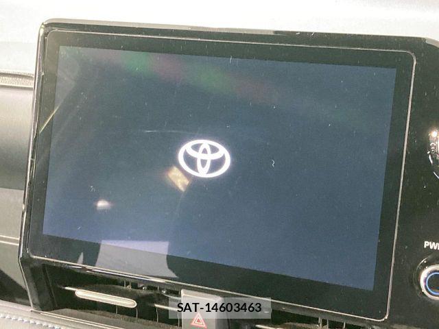 Toyota VOXY 2022-06 8797883-2