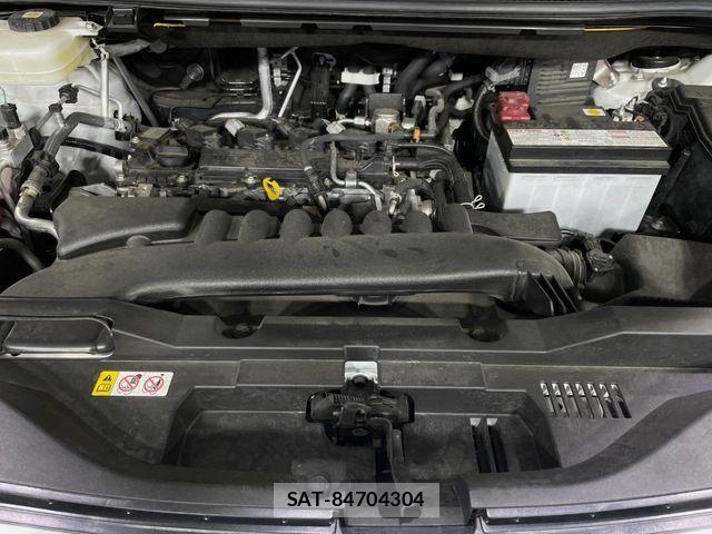 Toyota VOXY 2023-11 8797881-18