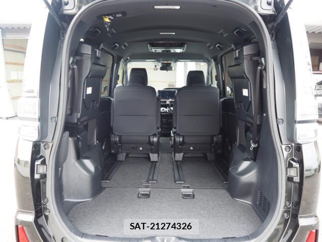 Toyota VOXY 2017-10 8797894-11