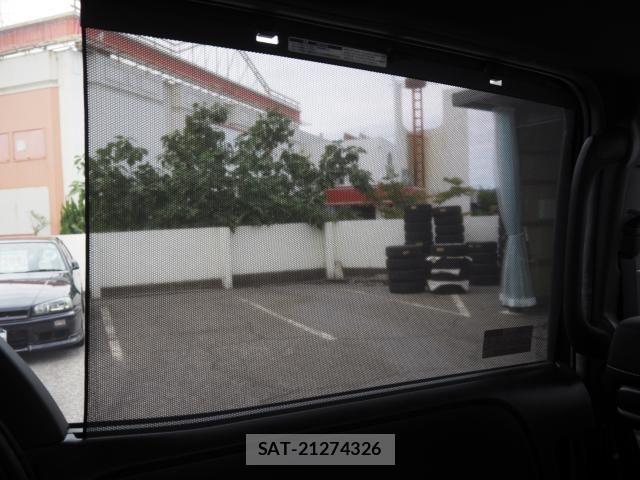 Toyota VOXY 2017-10 8797894-14