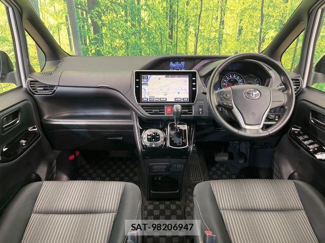 Toyota VOXY 2017-08 8797891-1