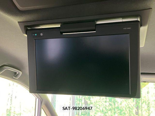 Toyota VOXY 2017-08 8797891-4