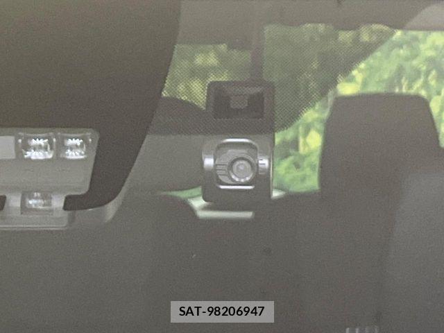 Toyota VOXY 2017-08 8797891-7