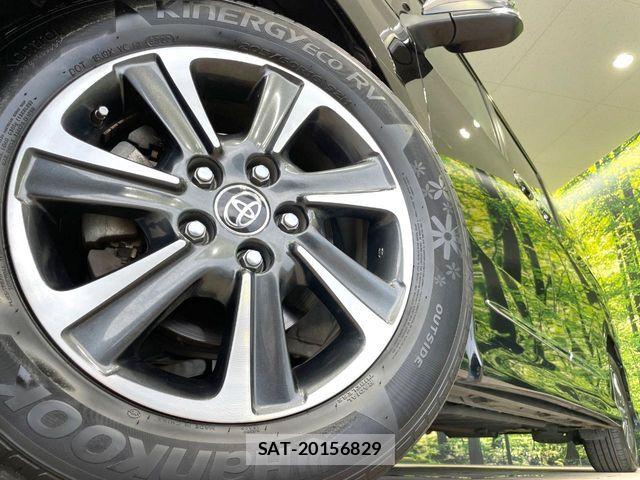 Toyota VOXY 2019-09 8797888-12