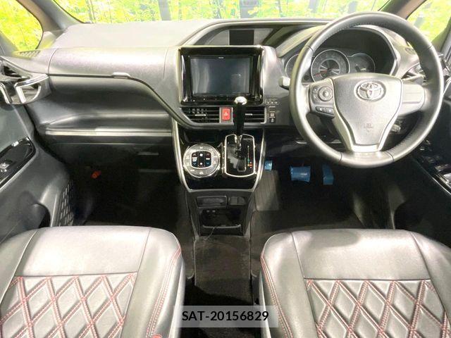 Toyota VOXY 2019-09 8797888-1