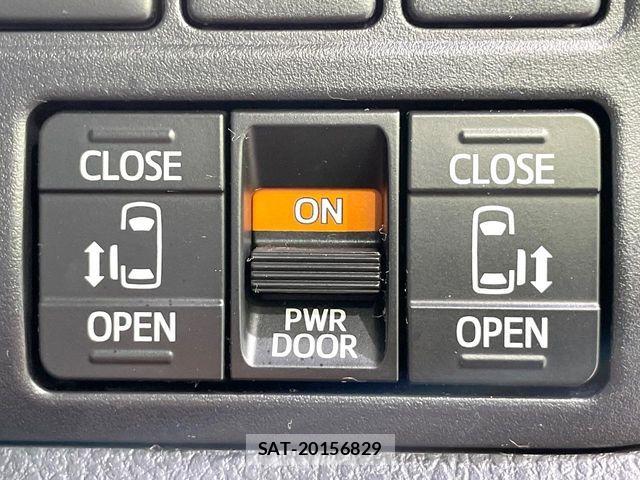 Toyota VOXY 2019-09 8797888-6