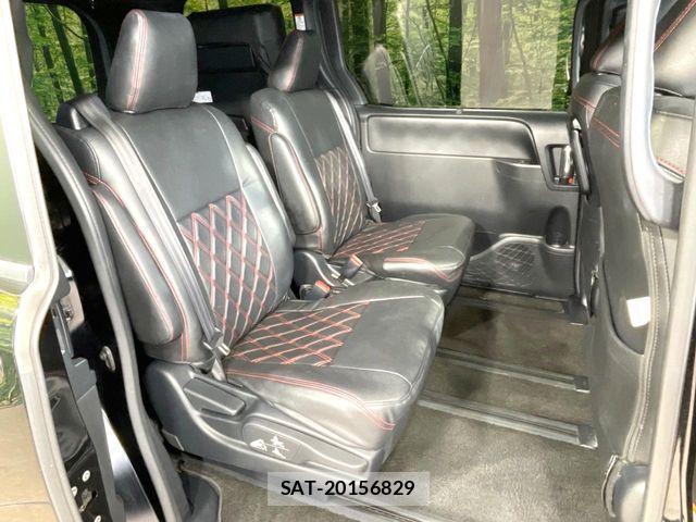 Toyota VOXY 2019-09 8797888-8