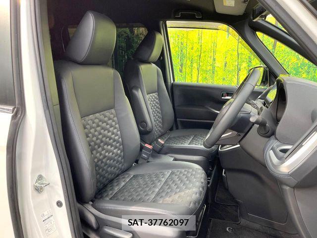 Toyota VOXY 2024-05 8797879-7
