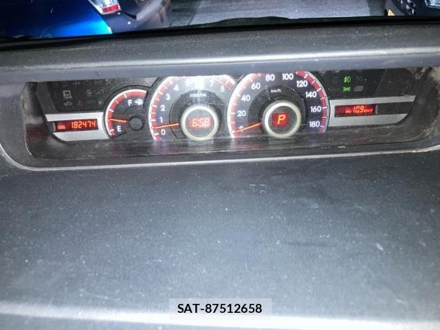 Toyota VOXY 2010-08 8797901-12