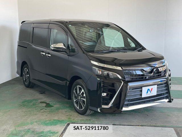 Toyota VOXY 2018-07 8797892-15