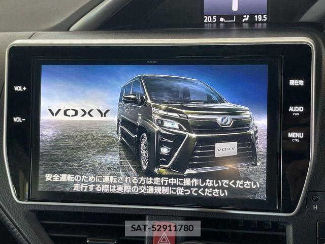 Toyota VOXY 2018-07 8797892-2