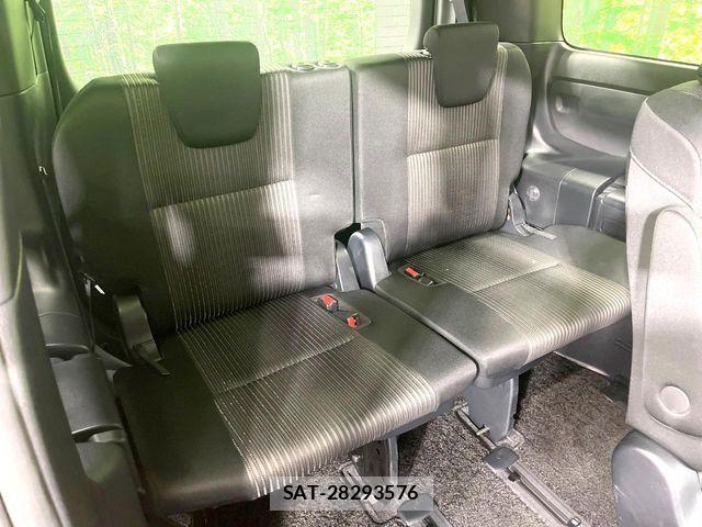 Toyota VOXY 2020-06 8797889-10