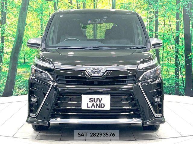 Toyota VOXY 2020-06 8797889-15