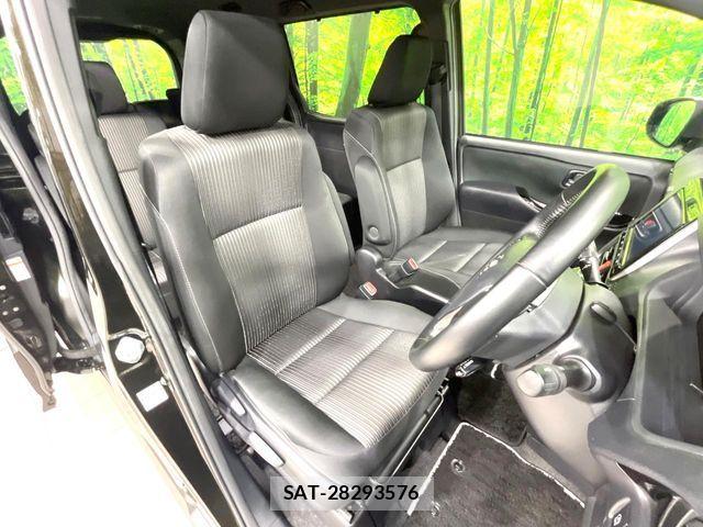 Toyota VOXY 2020-06 8797889-8