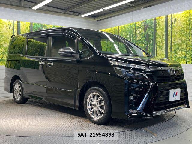 Toyota VOXY 2019-03 8797890-15