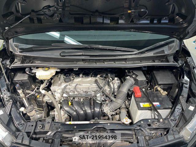 Toyota VOXY 2019-03 8797890-17