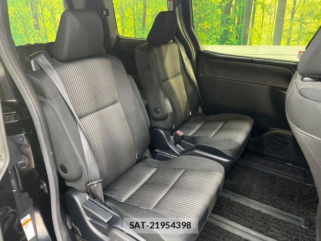 Toyota VOXY 2019-03 8797890-8