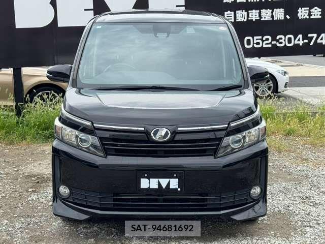 Toyota VOXY 2016-12 8797895-18