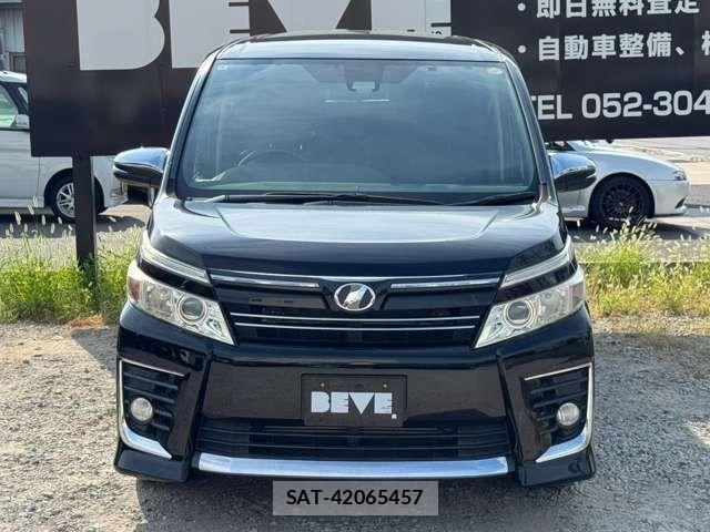 Toyota VOXY 2016-04 8797897-18