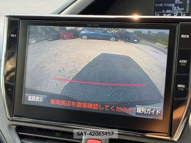 Toyota VOXY 2016-04 8797897-5