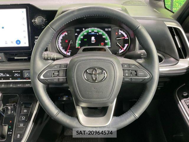 Toyota VOXY 2024-06 8797882-10