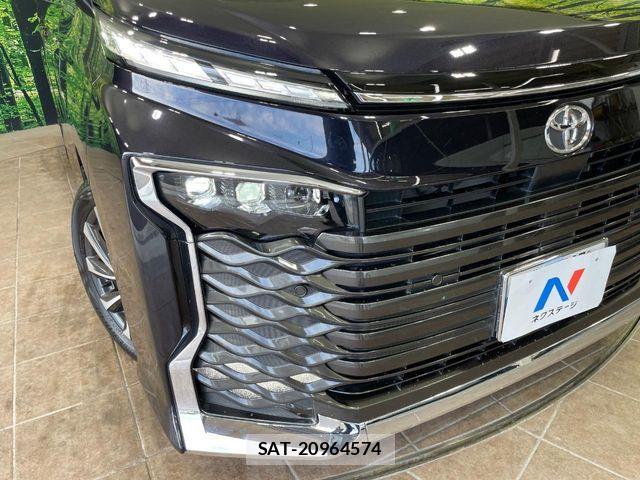 Toyota VOXY 2024-06 8797882-11
