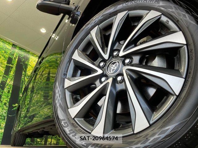 Toyota VOXY 2024-06 8797882-12