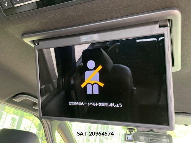 Toyota VOXY 2024-06 8797882-4