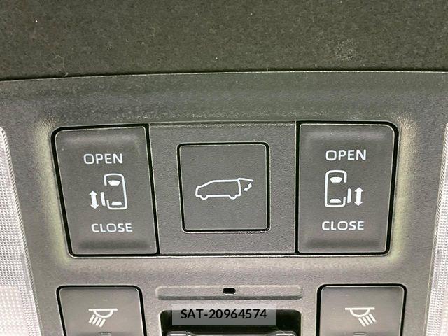 Toyota VOXY 2024-06 8797882-5