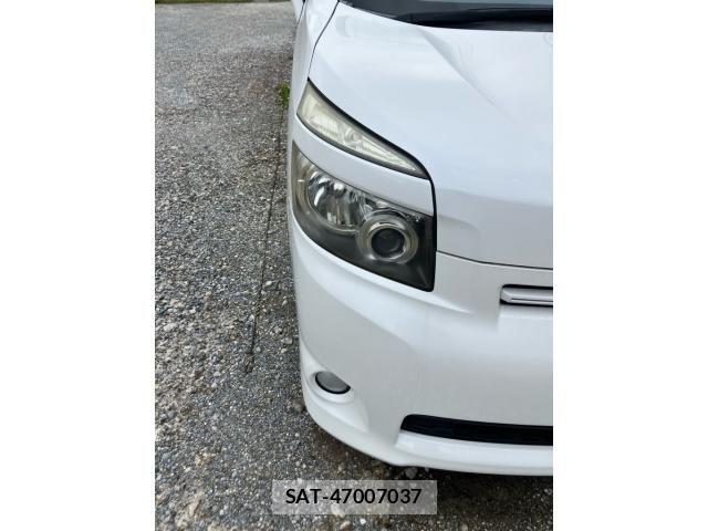 Toyota VOXY 2010-02 8797904-3