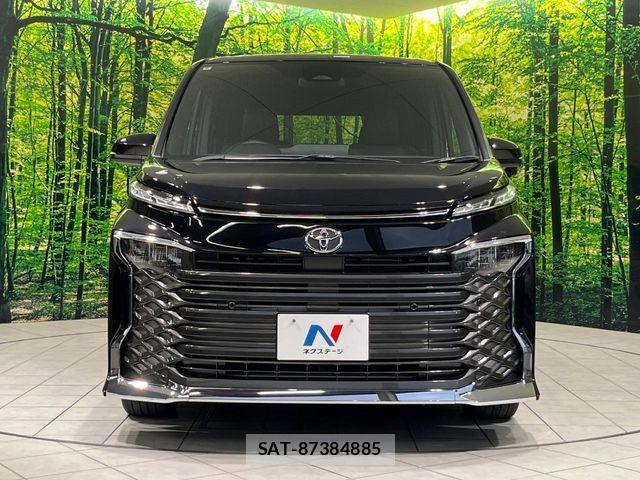 Toyota VOXY 2022-08 8797880-14