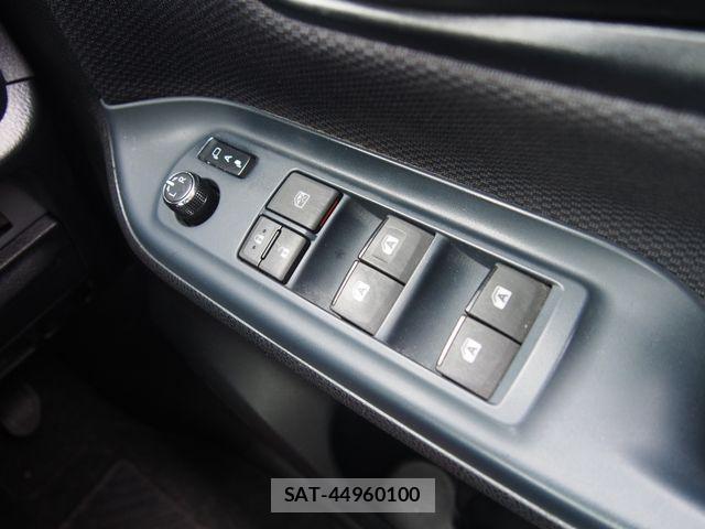 Toyota VOXY 2016-09 8797900-14