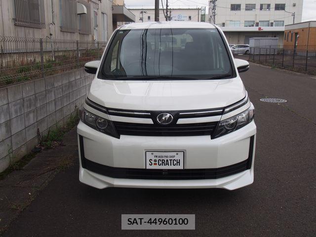 Toyota VOXY 2016-09 8797900-17