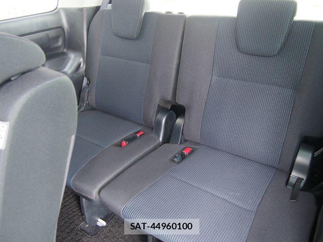 Toyota VOXY 2016-09 8797900-7