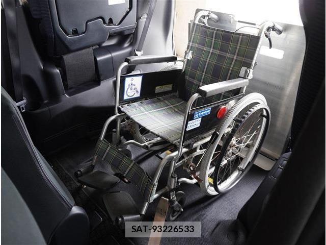 Toyota VOXY 2019-05 8797886-8