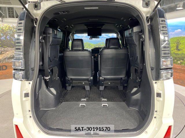 Toyota VOXY 2020-12 8797887-12