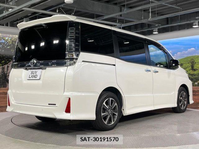 Toyota VOXY 2020-12 8797887-17