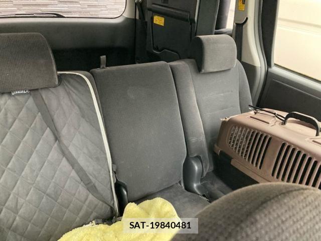 Toyota VOXY 2009-09 8797906-9