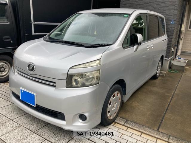 Toyota VOXY 2009-09 8797906-1
