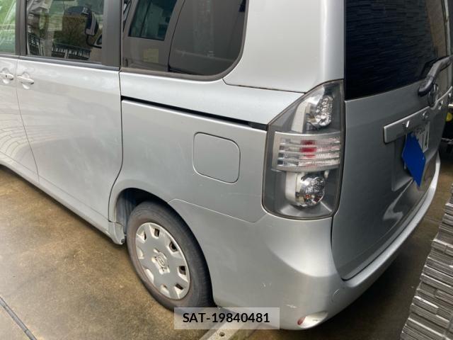 Toyota VOXY 2009-09 8797906-3
