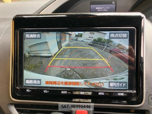 Toyota VOXY 2019-02 8797896-14