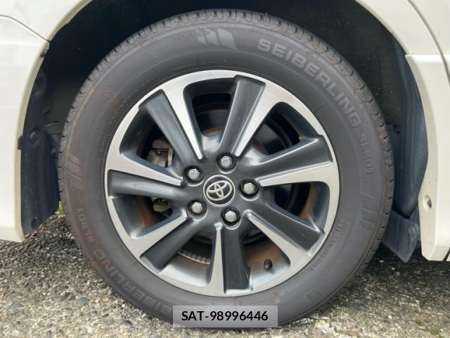 Toyota VOXY 2019-02 8797896-20