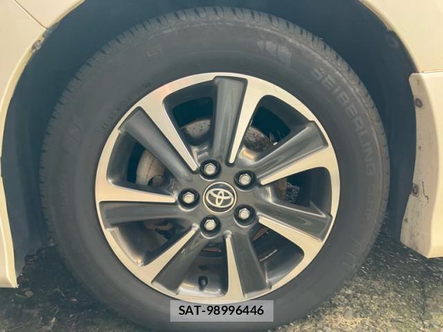 Toyota VOXY 2019-02 8797896-21